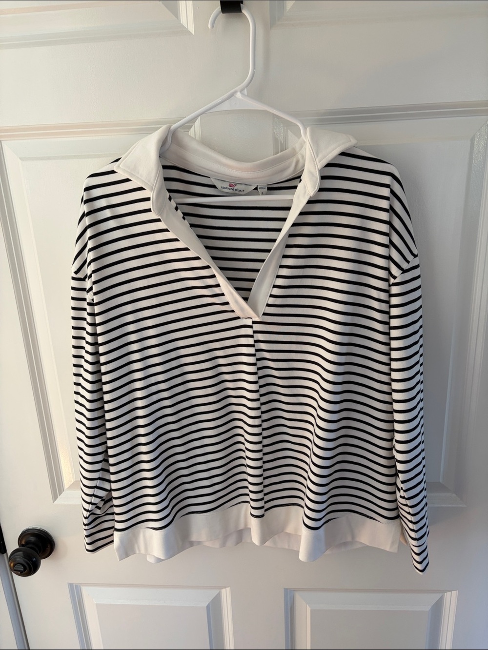 Vineyard Vines Black & White Striped Pullover